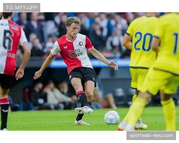 费耶诺德引援聚焦年轻新星，转会窗口动作频频彰显雄心