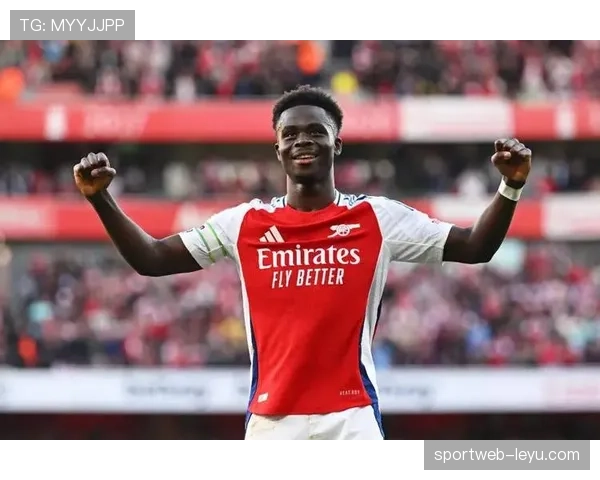 萨卡状态回暖闪耀赛场，年轻榜样展现未来巨星无限潜力