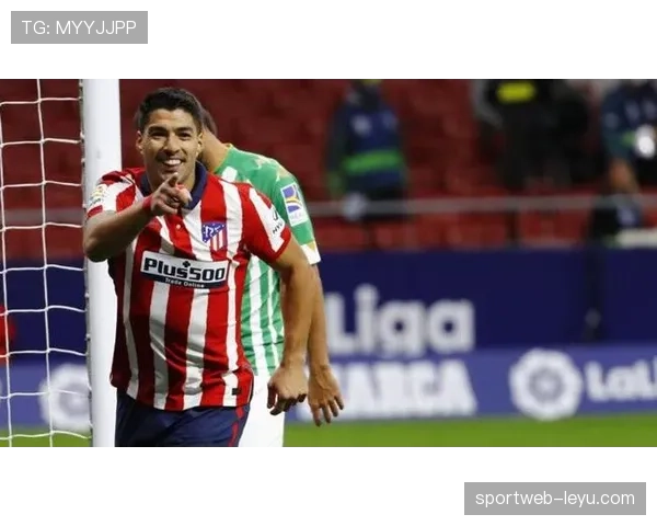 苏亚雷斯:争议与进球效率并存的双面传奇解析 苏亚雷斯:争议与进球效率并存的双面传奇解析